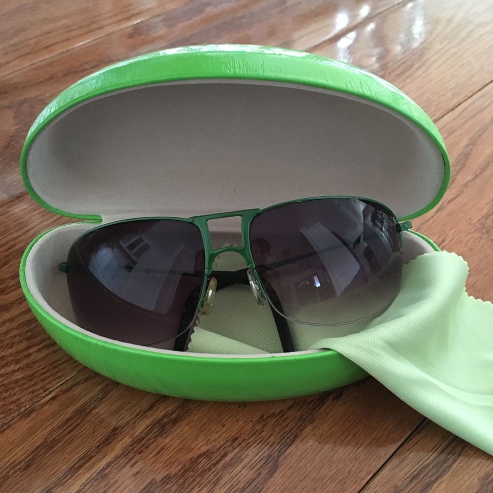Green aviator sunglasses, hard case, cloth